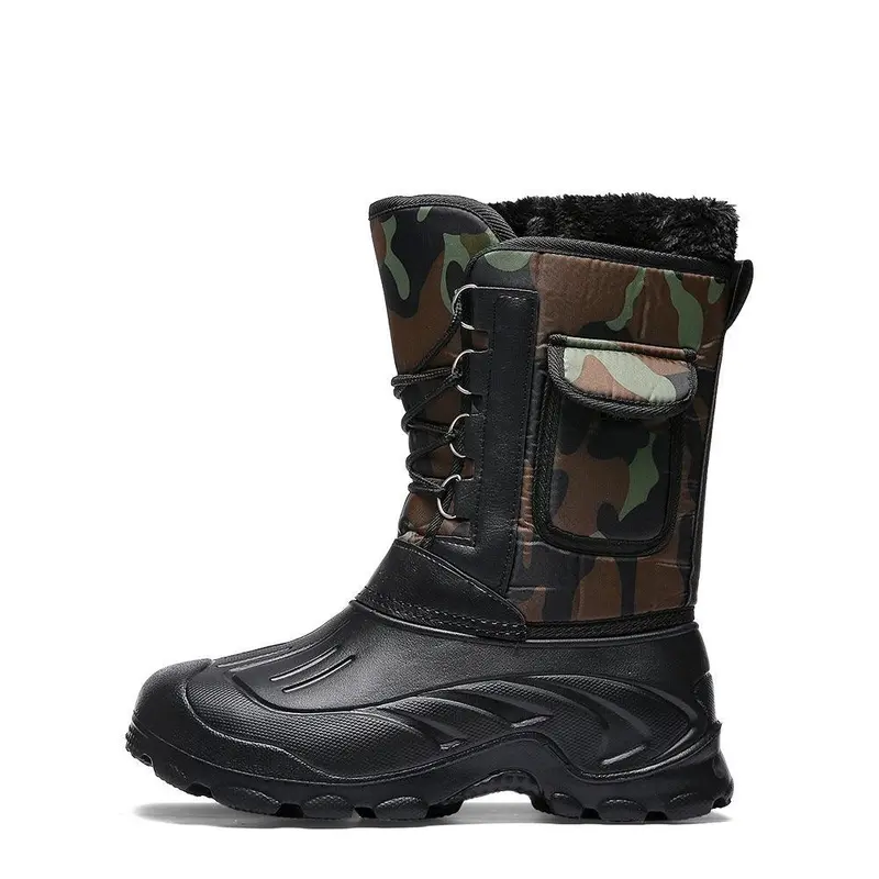 Camouflage Insulated Fishing Boots – Waterproof, Cold-Weather Wading Shoes