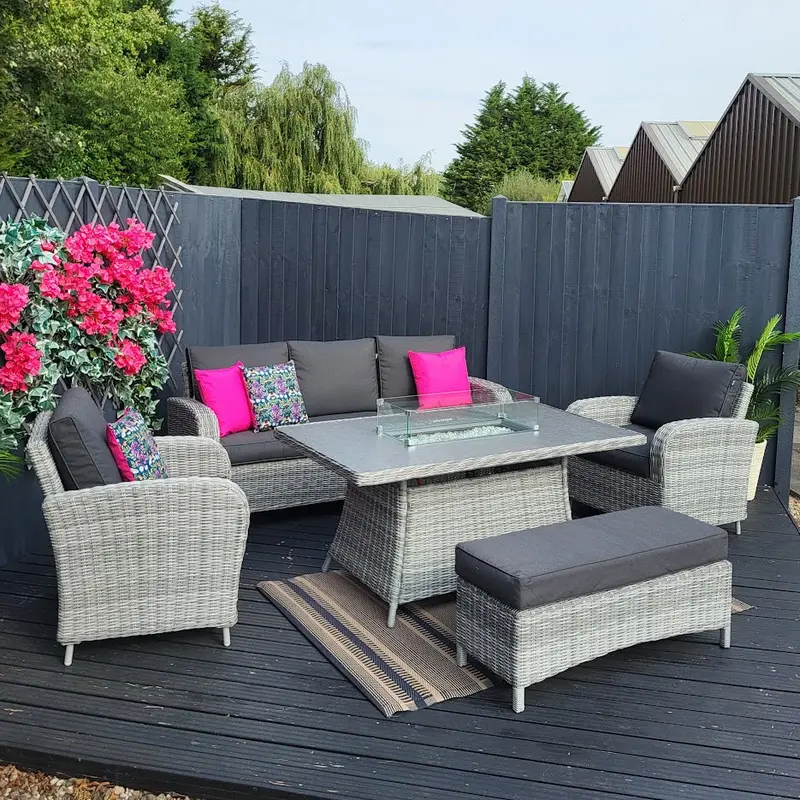 Club Grey Firepit Lounge Set – Modern Outdoor Seating With Integrated Flame Feature 1