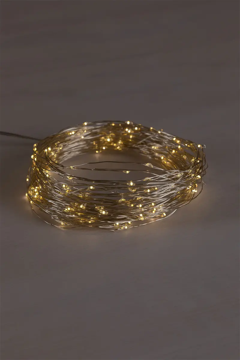 Jensen Solar-Powered Led String Light With Built-In Charger 1