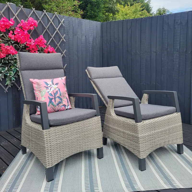 Kendal Six-Seat Grey Sintered Stone Round Dining Set With Pewter All-Weather Cushions – Vila 1