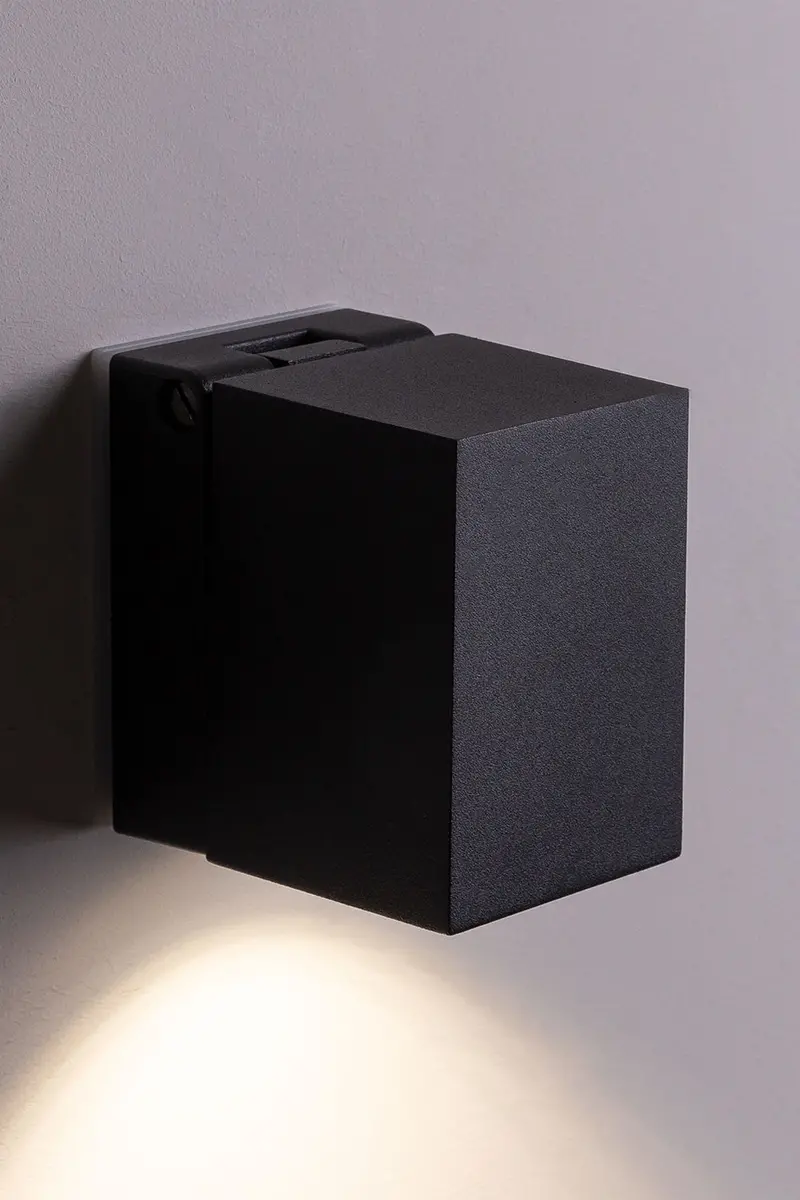 Oxford Led Outdoor Wall Lamp – Sleek Aluminum Design 1