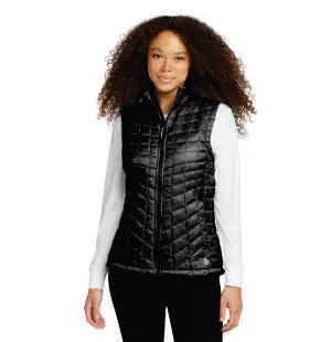 The North Face Thermoball Trekker Vest For Women – Embroidered 1