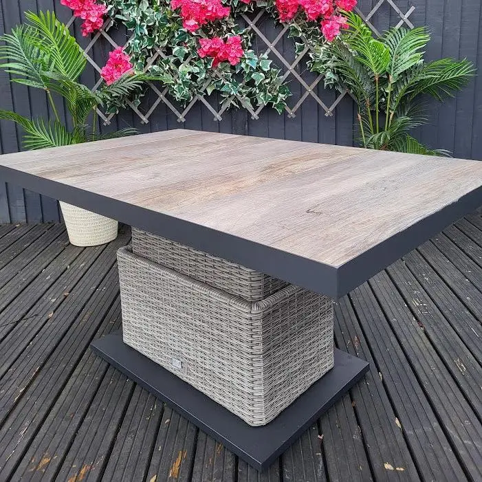 Vila Bowness Grey Adjustable Outdoor Table – Modern Height-Control Design 1